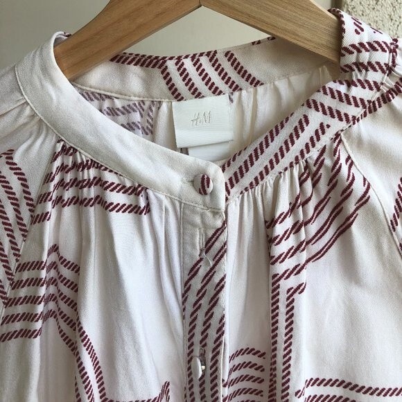 H&M Dress - Cream with Print - Size 4 - Picture 4 of 8